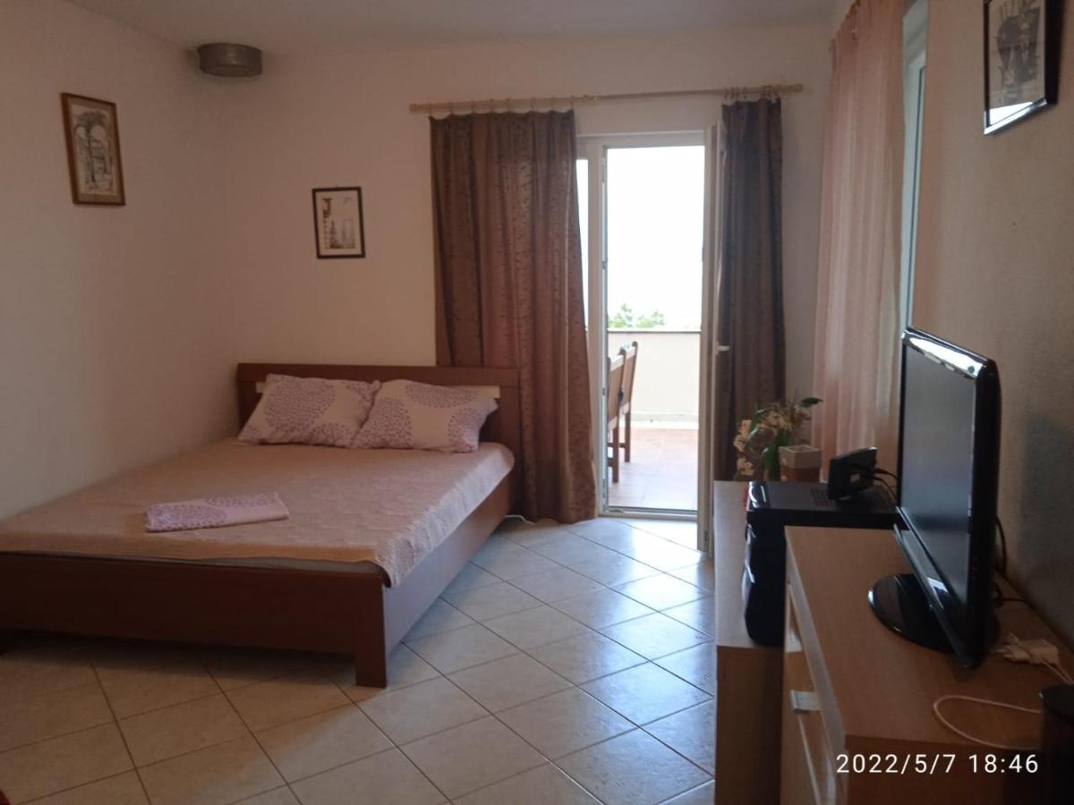 Apartment Ana Stomorska Kültér fotó